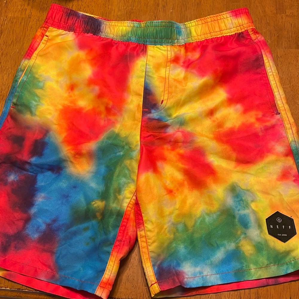 🌊New NEFF Colorful Tie Dye Swim Trunks Boys size 10/12 medium w/ 3 pockets